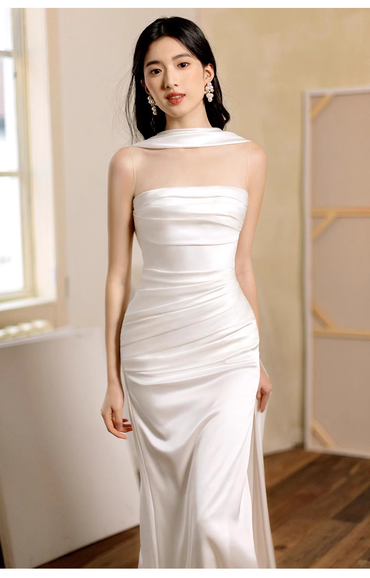 Pretty Sheath Scoop Neckline Satin White Slit Long Prom Dresses With Ribbon
