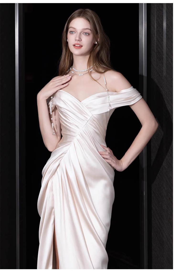 Sexy Sheath Off The Shoulder Short Sleeves White Satin Long Wedding Dresses
