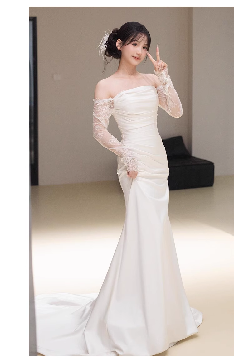 Sexy Sheath Off The Shoulder Long Sleeves Satin Long Wedding Dresses With Lace