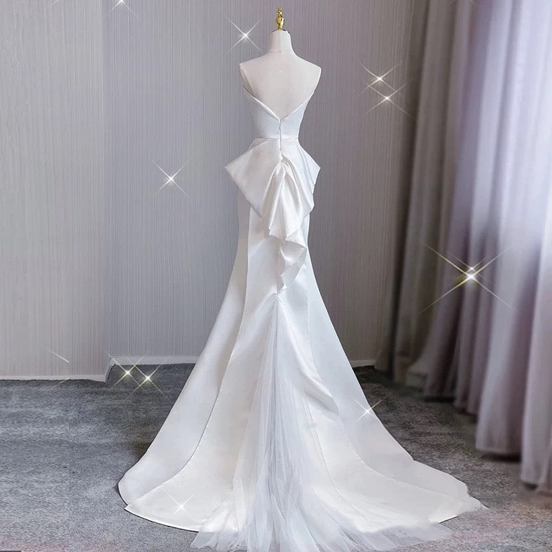 Timeless Mermaid Strapless Long Satin White Wedding Dresses With Bow