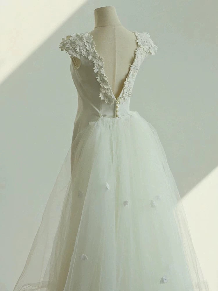 Unique Mermaid Square Neckline Lace White Wedding Dresses With Lace