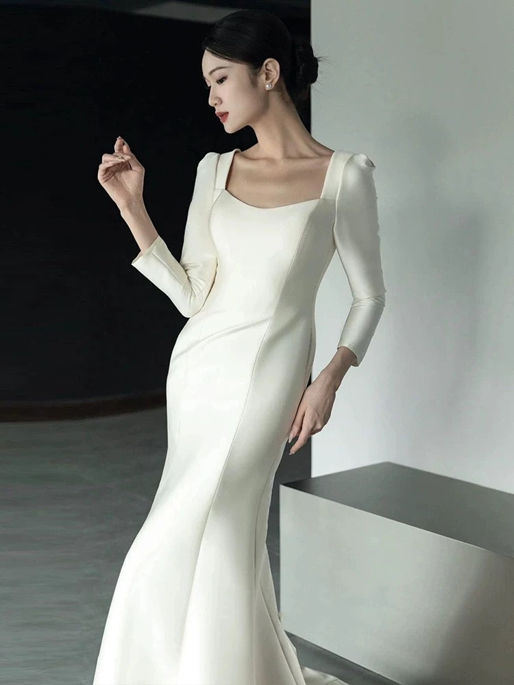 Unique Mermaid Square Neckline Long Sleeves White Satin Wedding Dresses