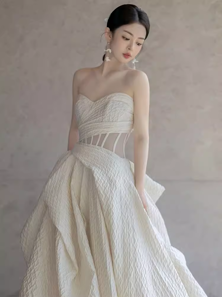Vintage Ball Gown Strapless Lace White Wedding Dresses