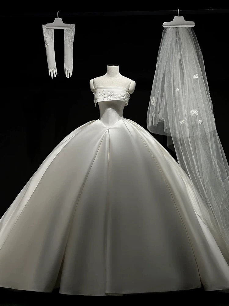 Simple Ball Gown Strapless Satin Long White Wedding Dresses With Lace