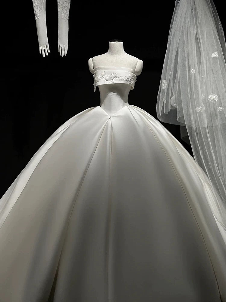 Simple Ball Gown Strapless Satin Long White Wedding Dresses With Lace