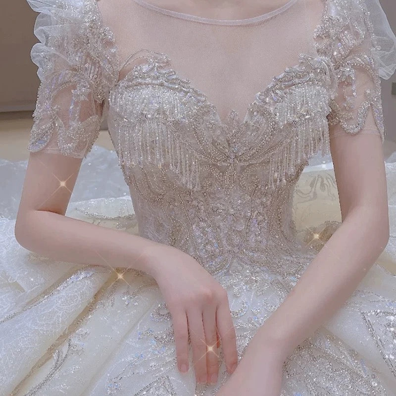 Dreamy Ball Gown Scoop Neckline White Lace Long Wedding Dresses With Beads