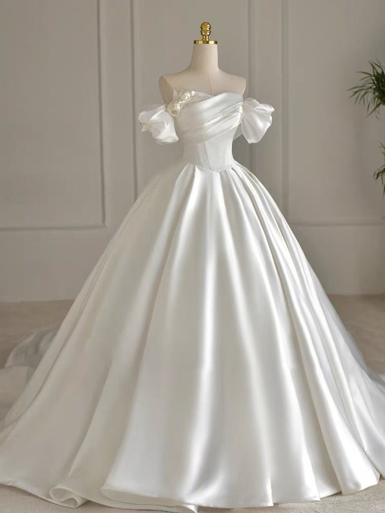 Simple Ball Gown Off The Shoulder White Long Lace Wedding Dresses With Beads