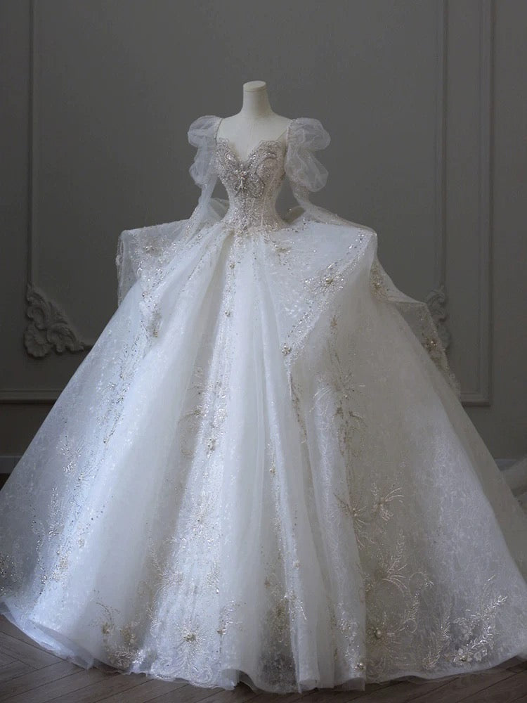 Dreamy Ball Gown Sweetheart Long Sleeves White Lace Wedding Dresses With Beads