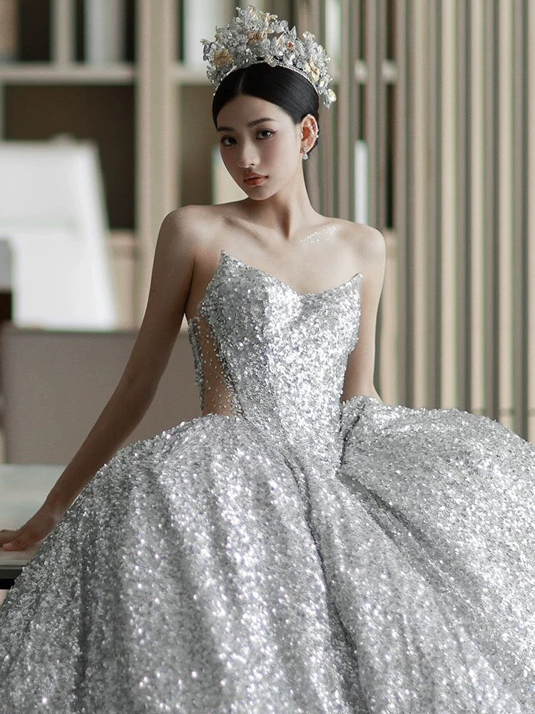 Dreamy Ball Gown Sweetheart Sequin Silver Long Wedding Dresses With Beads