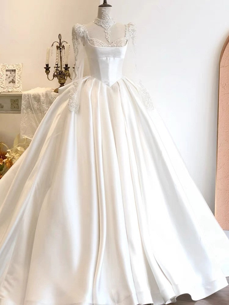 Simple Ball Gown Sweetheart White Long Sleeves Satin Wedding Dresses With Beads