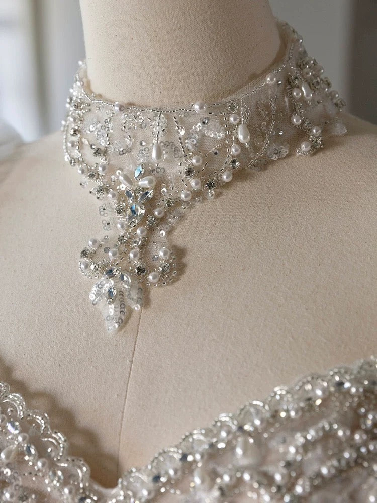 Chic Ball Gown Sweetheart White Long Sleeves Satin Wedding Dresses With Beads Bow