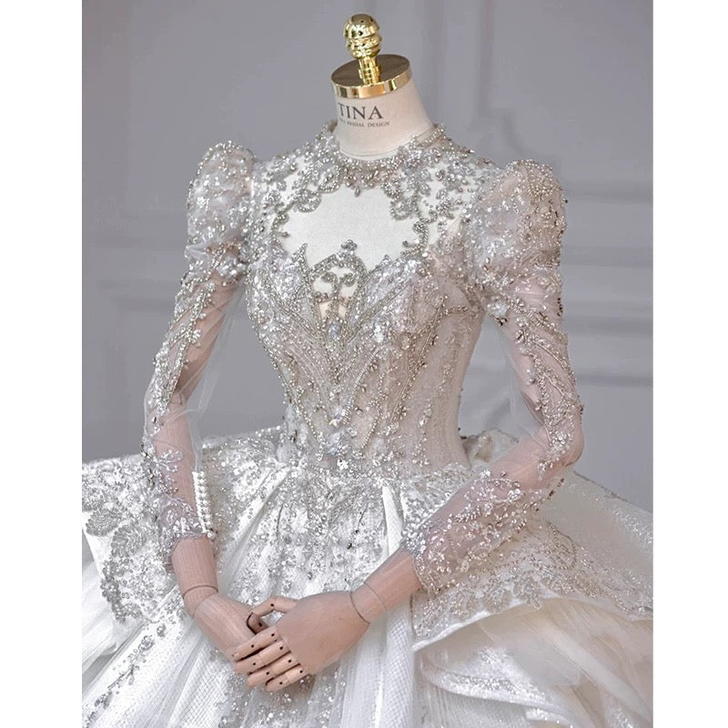 Chic Ball Gown Scoop White Long Sleeves Sequin Wedding Dresses With Beads Buttons