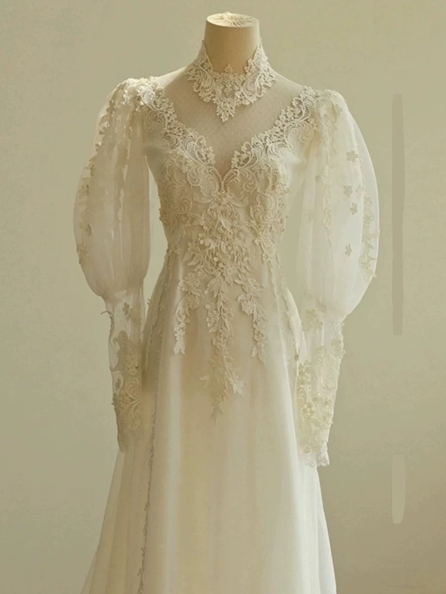 Chic A line Scoop White Long Puffy Sleeves Lace Wedding Dresses With Appliques