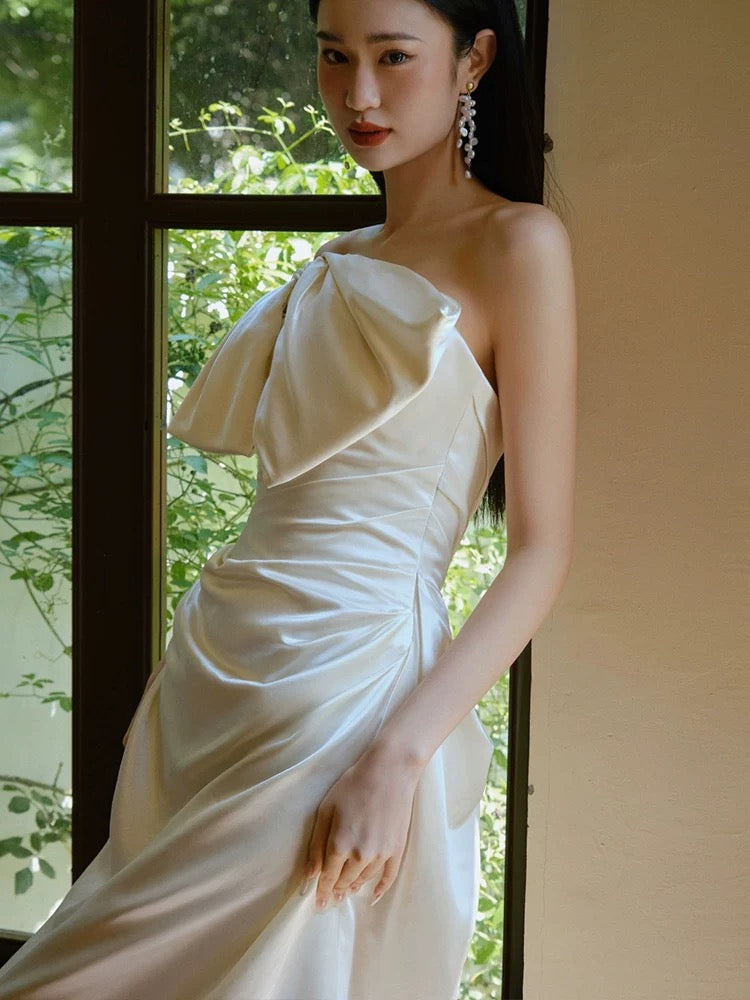 Chic A Line Strapless Sleeveless White Satin Wedding Dresses With Bow