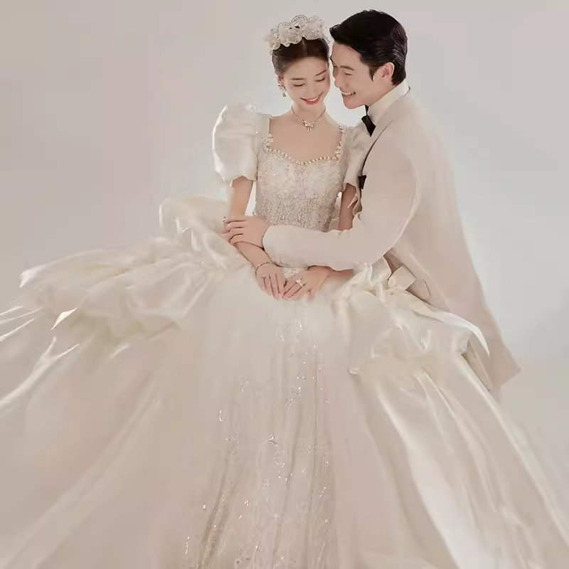 Luxury Ball Gown Square Neckline Short Sleeves Lace White Wedding Dress