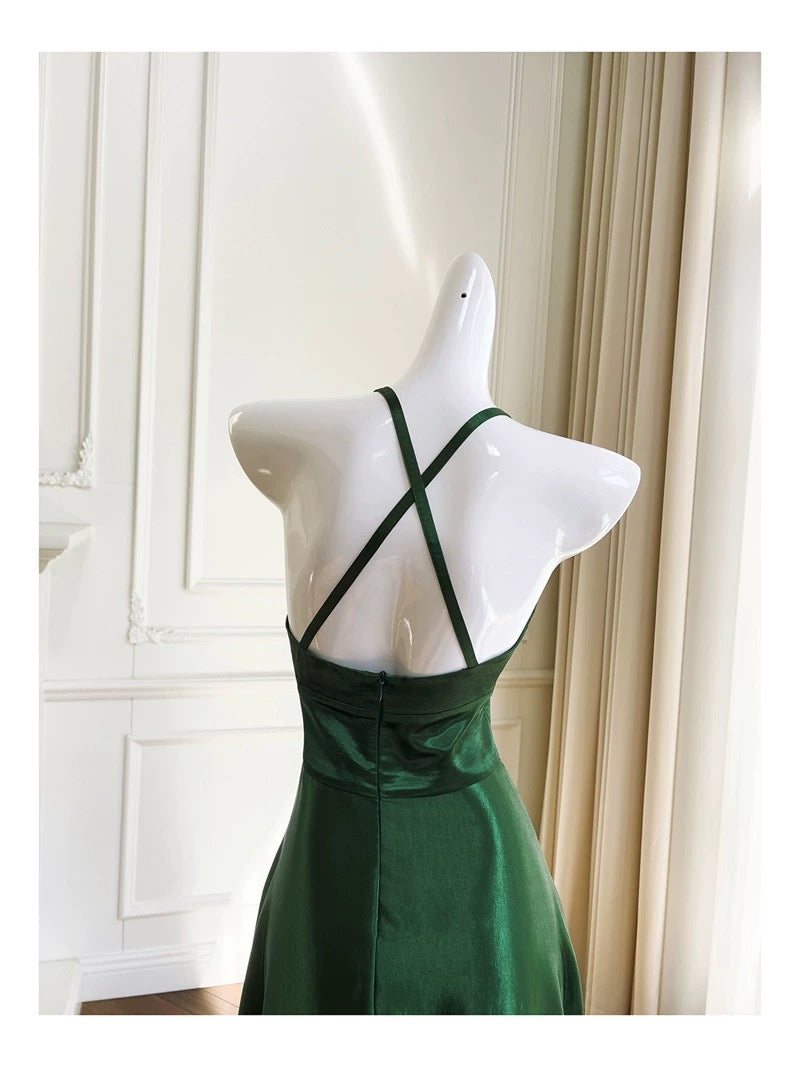 Sexy A Line Halter Sleeveless Green Satin Prom Dresses