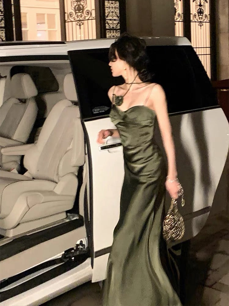 Sexy Sheath Spaghetti Straps Sleeveless Green Silk Satin Long Prom Dresses