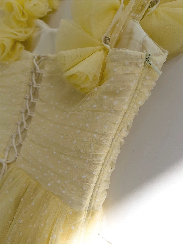 Cute A Line Straps Sleeveless Yellow Tulle Long Prom Dresses