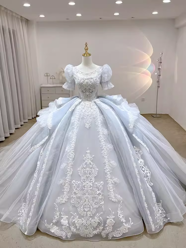 Fairytale Ball Gown Scoop Neckline Tulle Lace Long Wedding Dresses