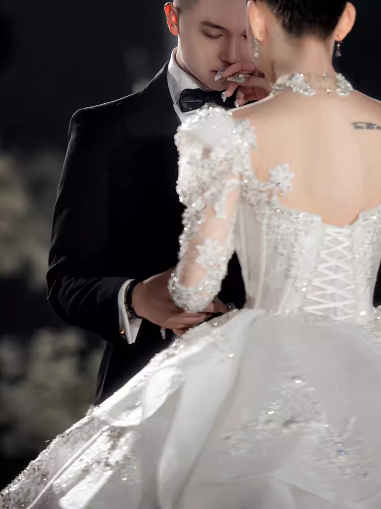 Princess Ball Gown Long Sleeves Lace Wedding Dresses