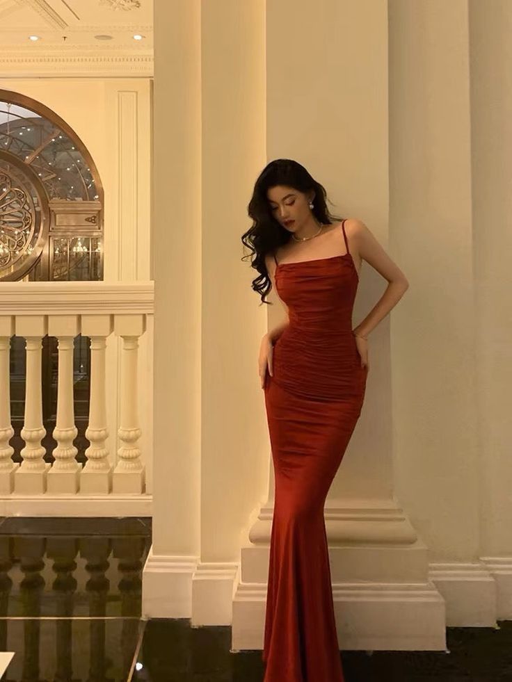 Sexy Sheath Spagehtti Straps Slim Fit Burgundy Prom Dress Long Evening Dresses
