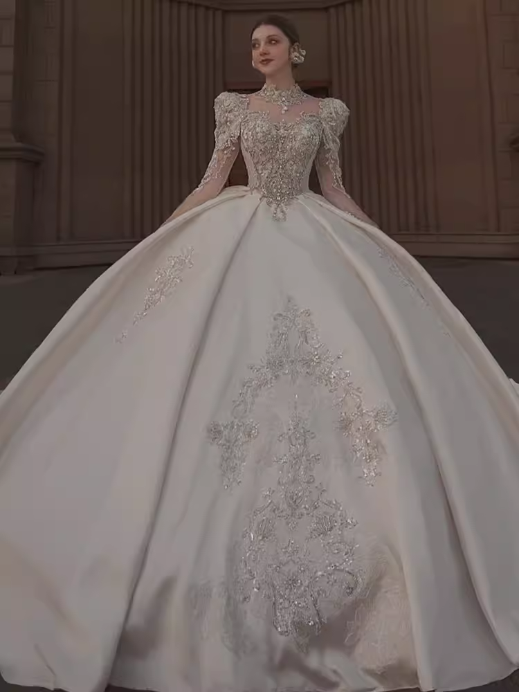 Princess Ball Gown Scoop neckline Long Sleeves Lace Wedding Dresses