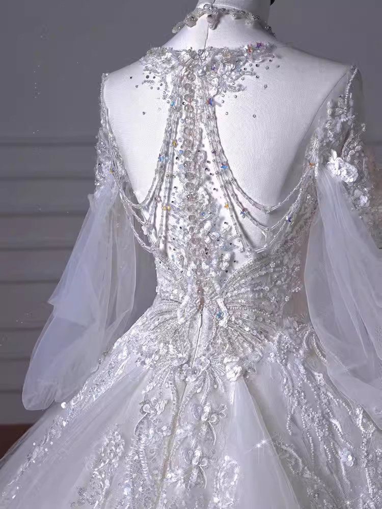 Princess Ball Gown Scoop neckline Long Sleeves Tulle Wedding Dresses