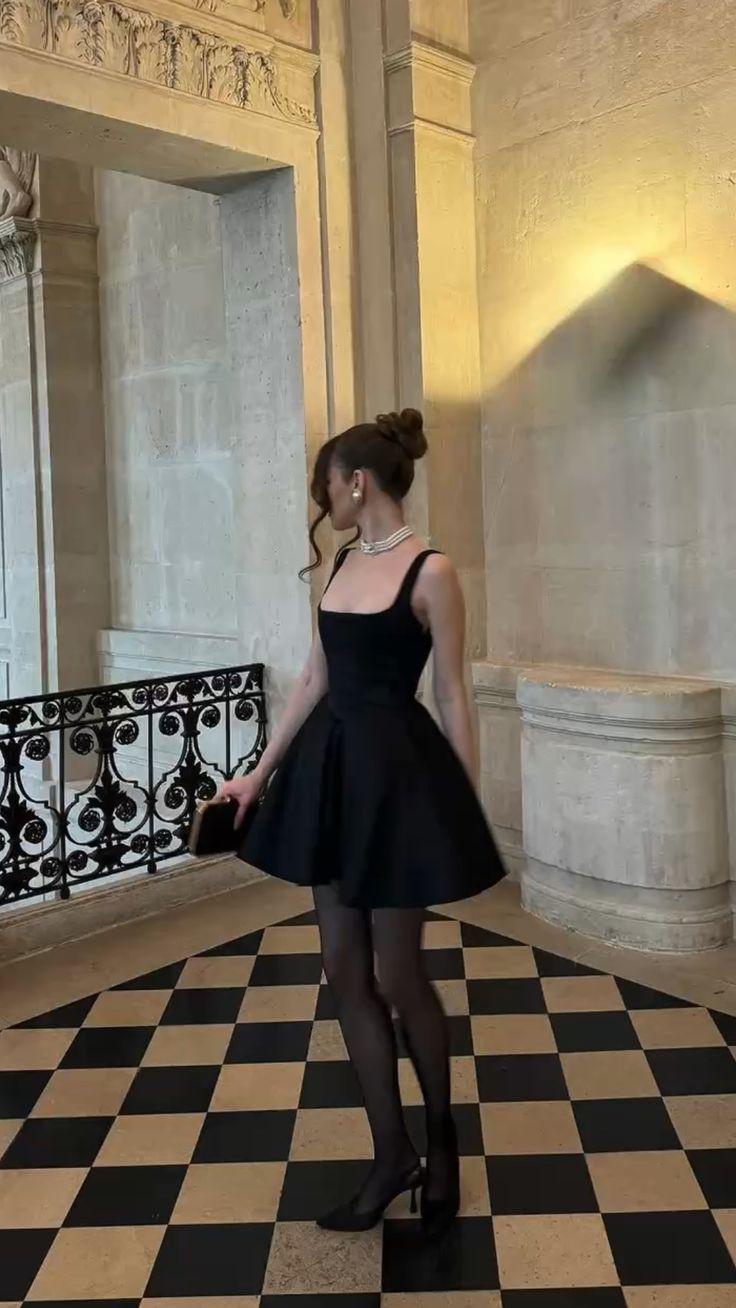 Sexy A Line Straps Black Short Homecoming Dresses 21st Birthday Outfit
