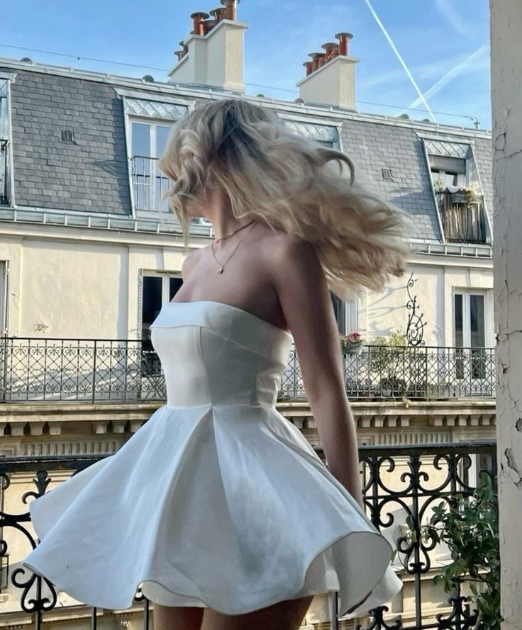 Sexy Ball Gown Strapless White Satin Homecoming Dresses 21st Birthday Outfit