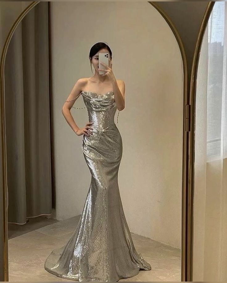 Sexy Mermaid Spaghetti Straps Silver Sequin Long Prom Dress Evening Dresses
