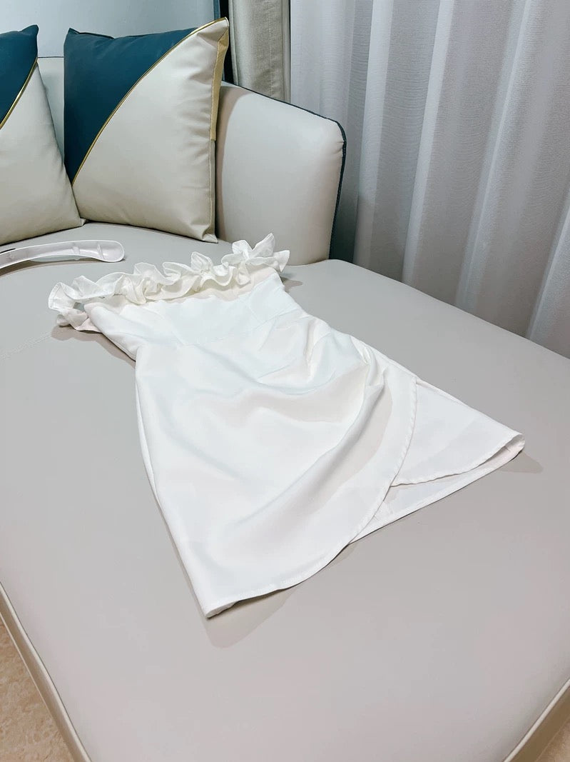 Sexy Sheath Off The Shoulder White Satin Short Homecoming Dresses 18th Birthday Outfit