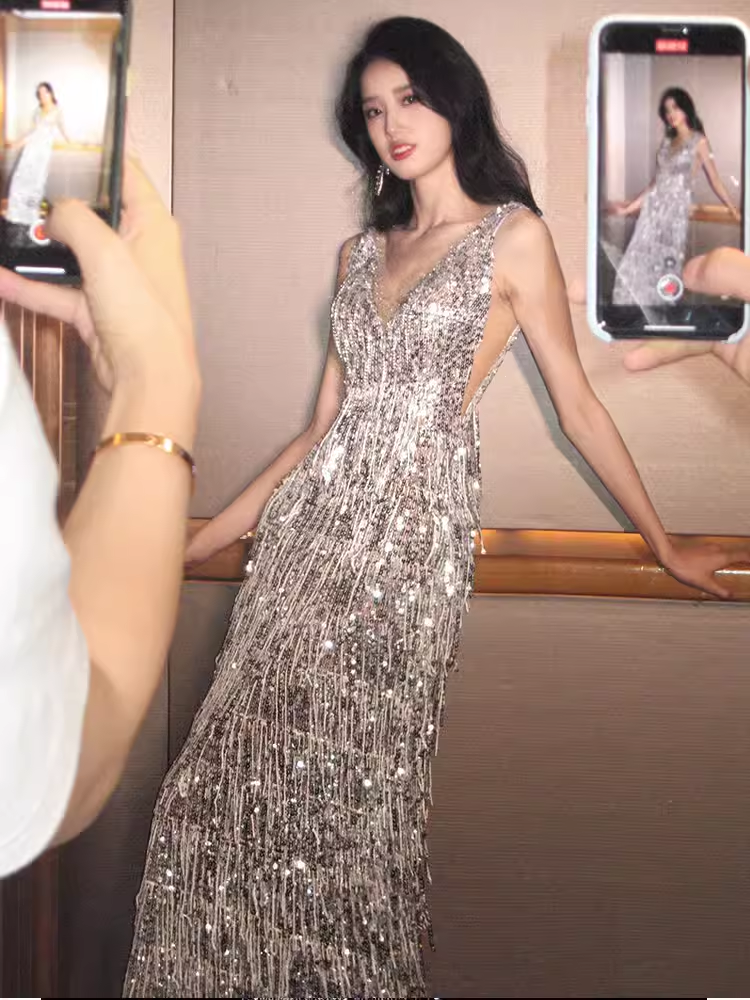 Modest Mermaid V Neckline Silver Sequin Slit Long Prom Dresses
