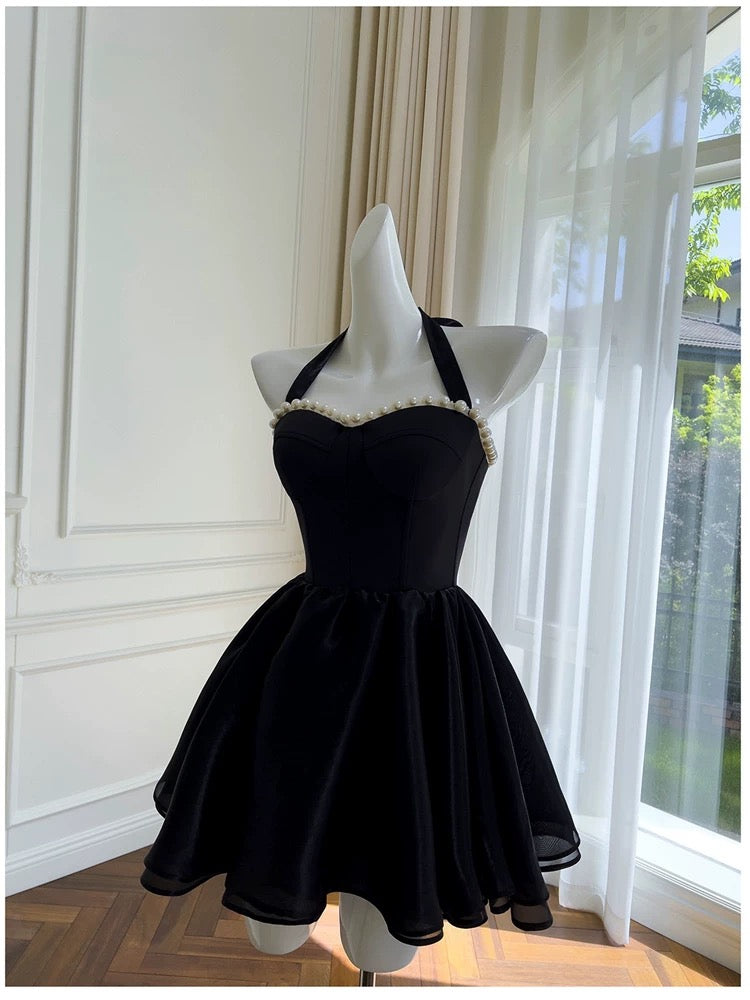 Modest A line Halter Black Short Homecoming Dresses Tulle Birthday Outfits
