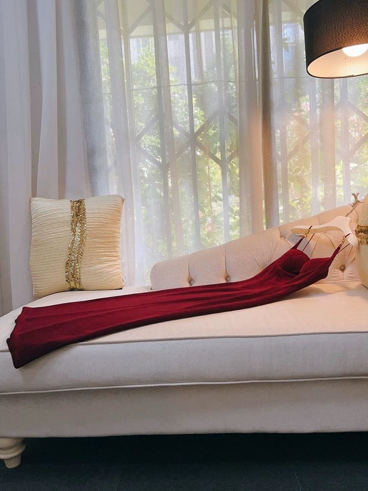 Modest Sheath Spaghetti Straps Burgundy Velvet Slit Prom Dress Formal Dresses