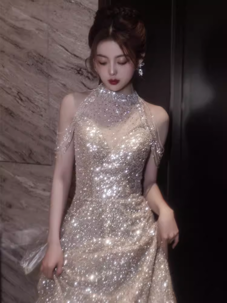 Sexy A Line High Neckline Sequin Long Prom Dresses Backless Birthday Outfits