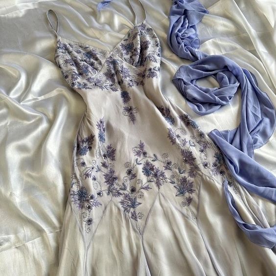 Classic A line Spaghetti Straps Long Chiffon Prom Dresses With Beads