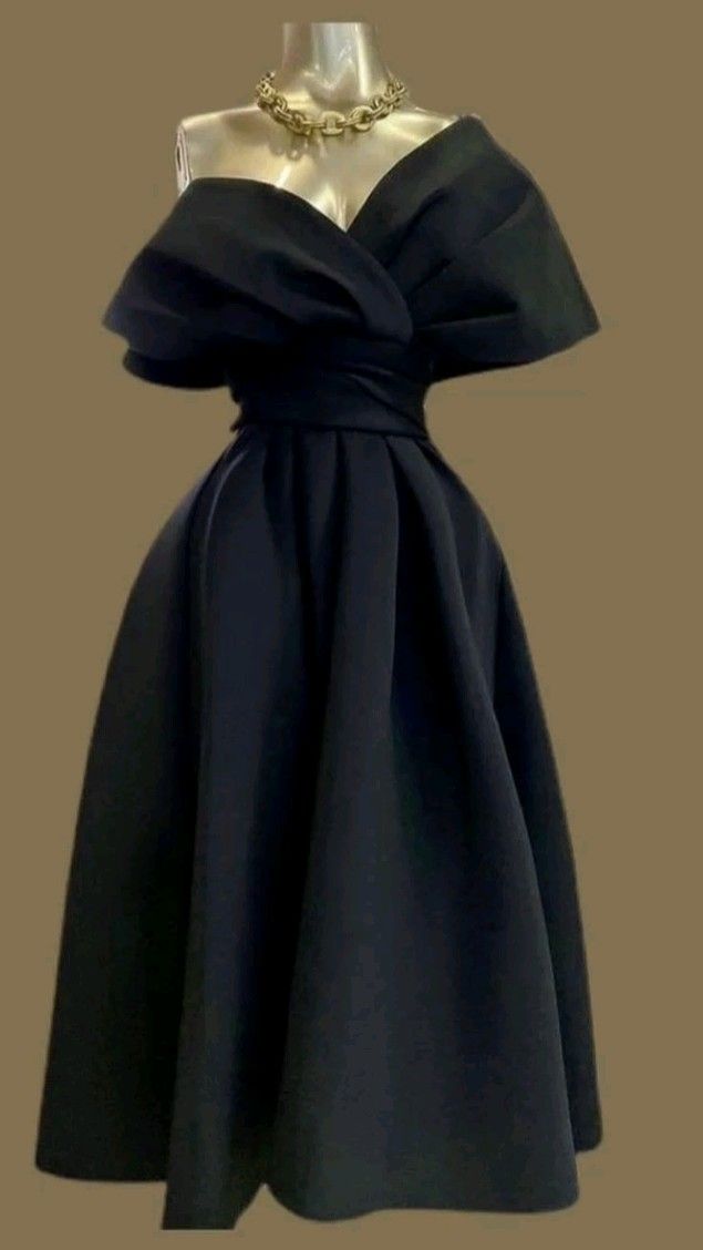 Vintage A Line Sleeveless Black Satin Prom Dresses Ruffles Evening Dress
