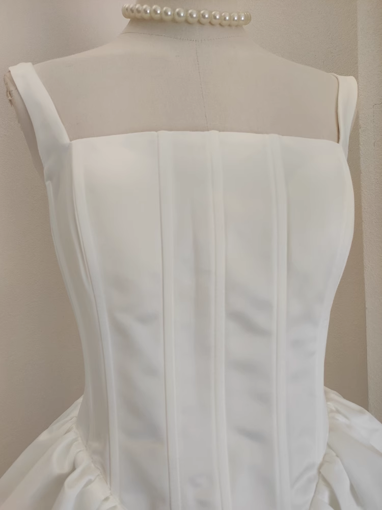 Sexy A Line Straps White Satin Vacation Dresses Short Birthday Dress