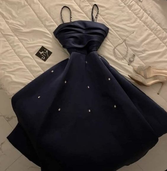 Modest A Line Spaghetti Straps Sleeveless Black Satin Ruffles Long Prom Dresses Evening Dress