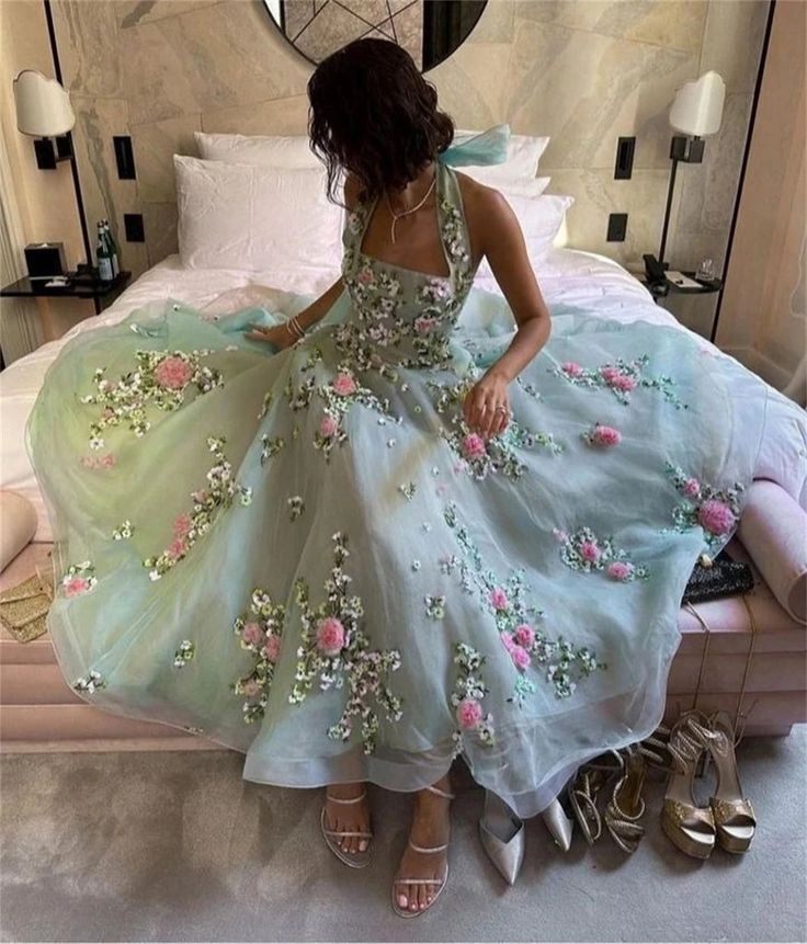 Classy Ball Gown Halter Light Blue Tulle Lace Prom Dresses Evening Dress