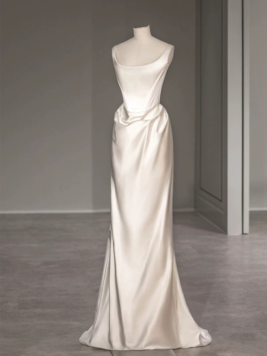Chic Sheath Square Neckline Sleeveless White Satin Wedding Dresses With Ruffles