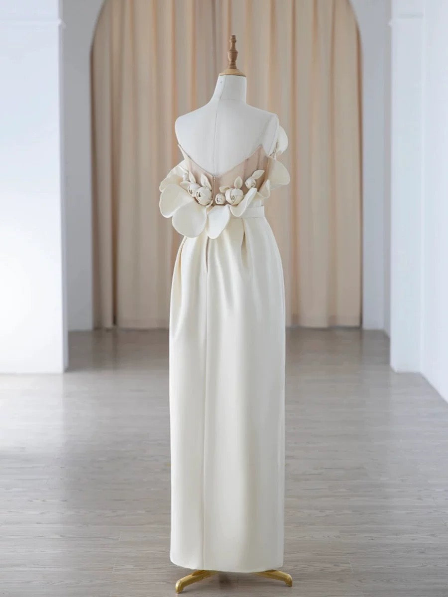 Chic Sheath Strapless Sleeveless Ivory Satin Wedding Dresses With Ruffles
