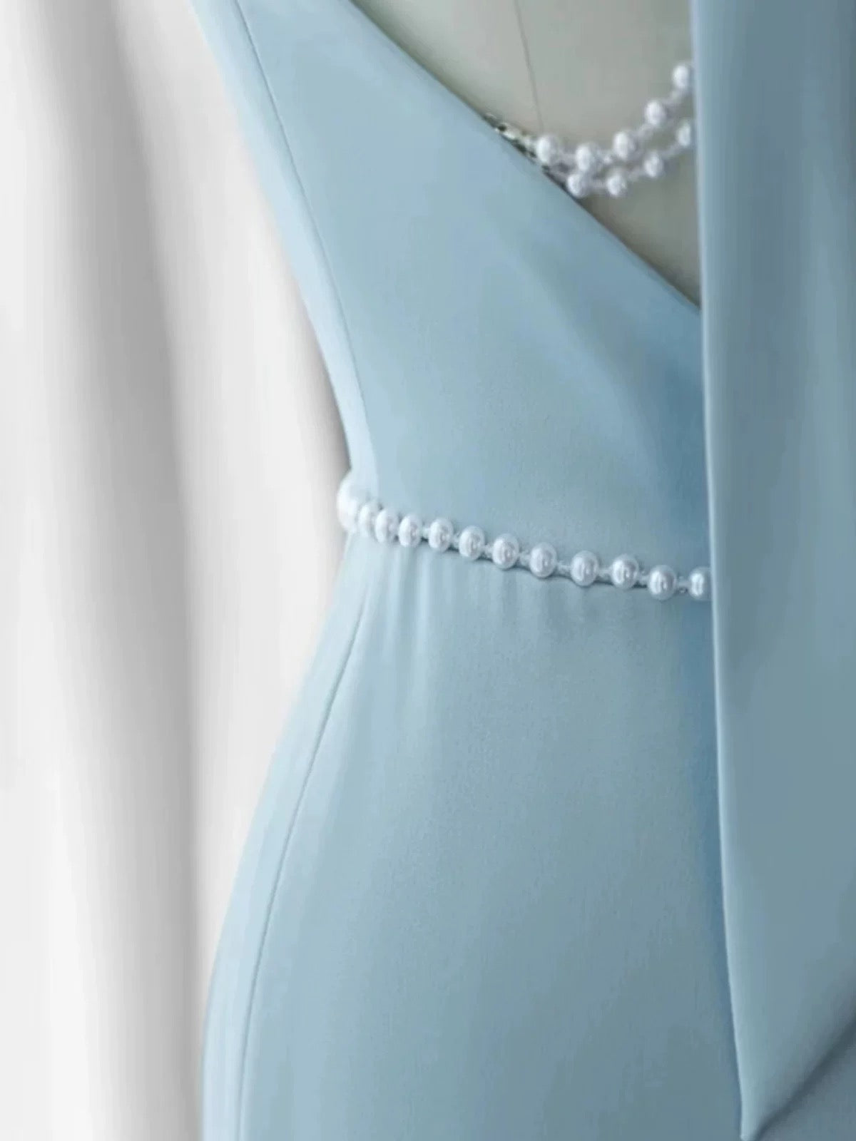 Elegant Mermaid V Neckline Blue Backless Pearls Long Prom Dress Evening Dresses
