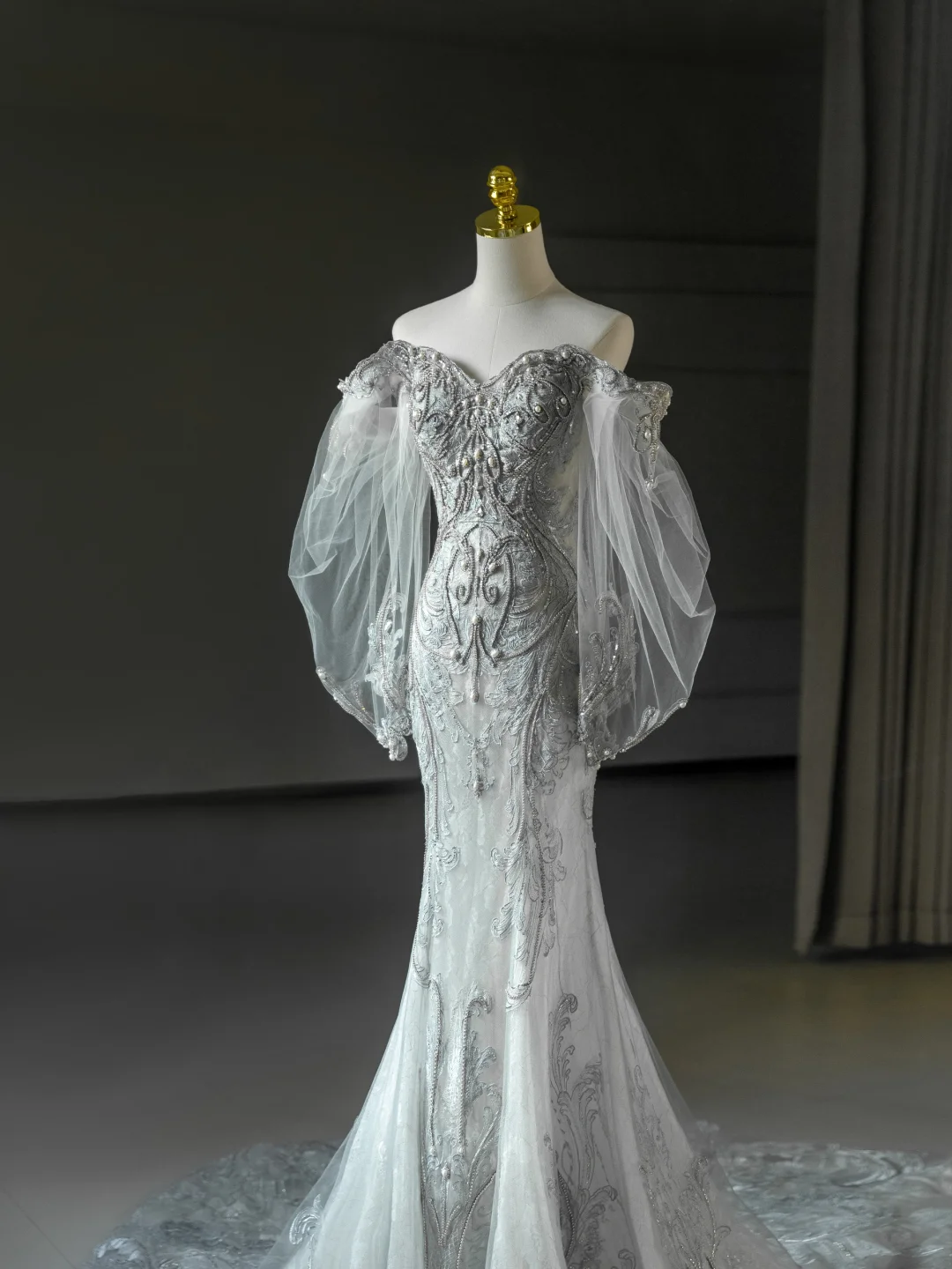 Elegant Mermaid Off The Shoulder Tulle Lace Long Wedding Dresses