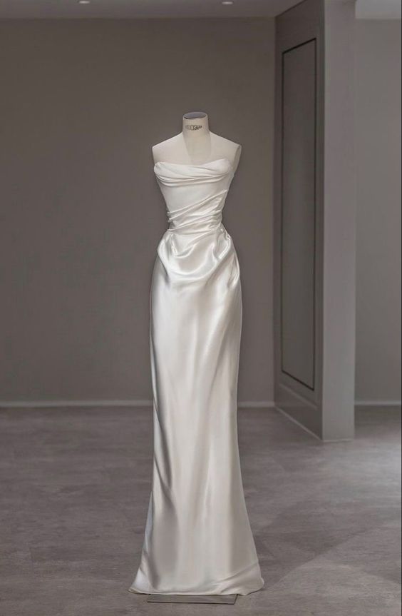 Elegant Mermaid Strapless Satin Long Wedding Dresses