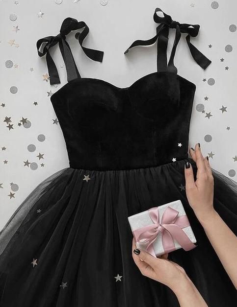 Pretty A line Straps Velvet Black Top Tulle Prom Dress Evening Dresses