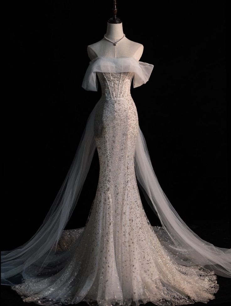 Chic Mermaid Off The Shoulder Sequin Sequin White Long Wedding Dresses With Train