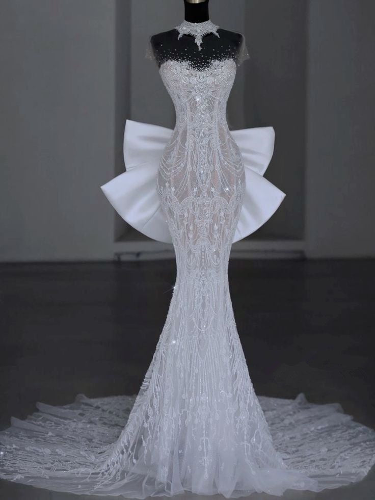 Chic Mermaid Scoop Neckline Cap Sleeves Tulle White Long Wedding Dresses With Bow