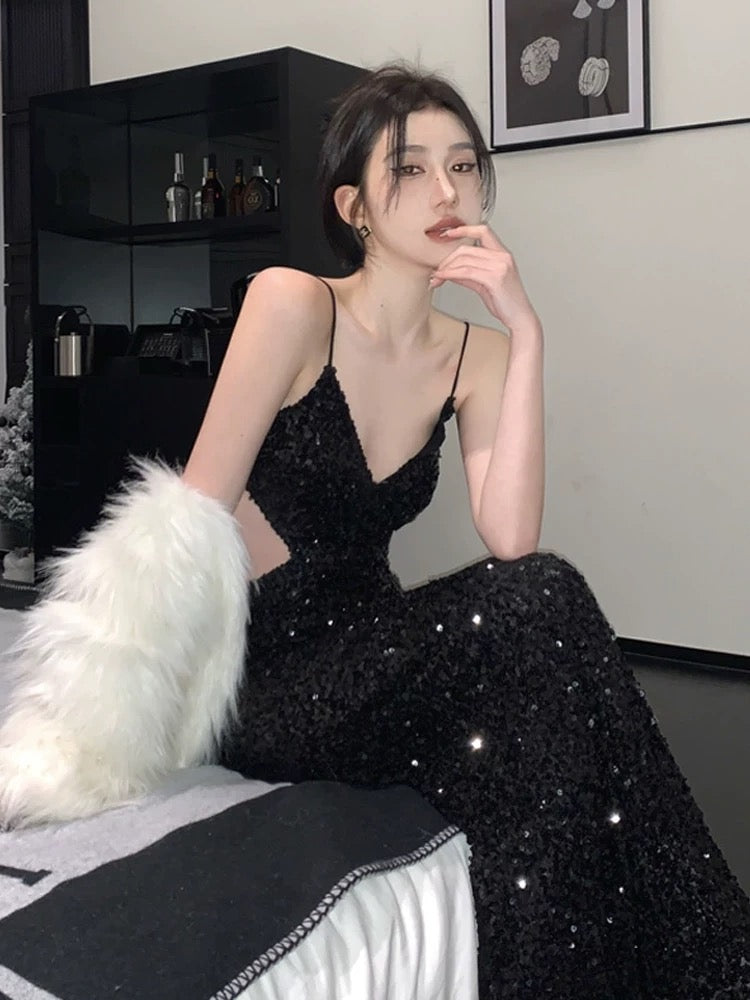 Gorgeous Sheath Spaghetti Straps Black Sequin Evening Dress Prom Dresses Birthday Outfits