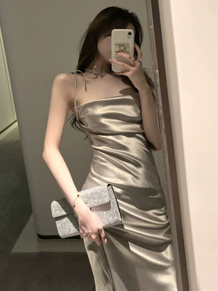 Pretty Sheath Spaghetti Straps Satin Evening Dress Prom Dresses With Ruffles